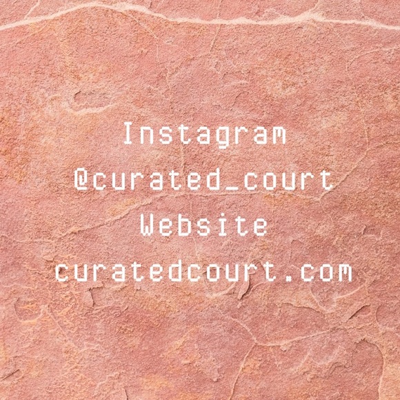 Meet your Posher: Courtney - Picture 3 of 3